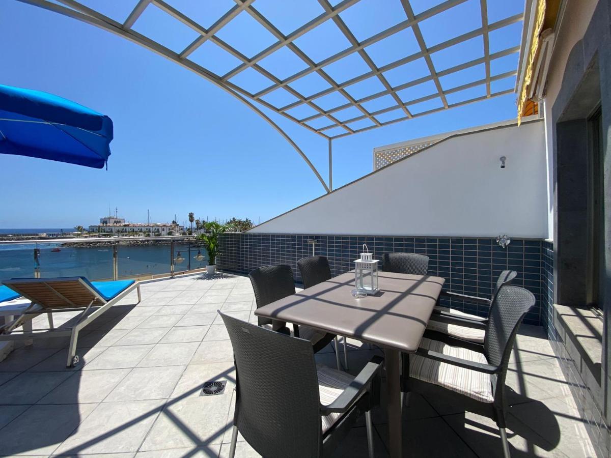 Billy'S Beachfront Apartment With Pool Access Пуерто де Мохан Екстериор снимка